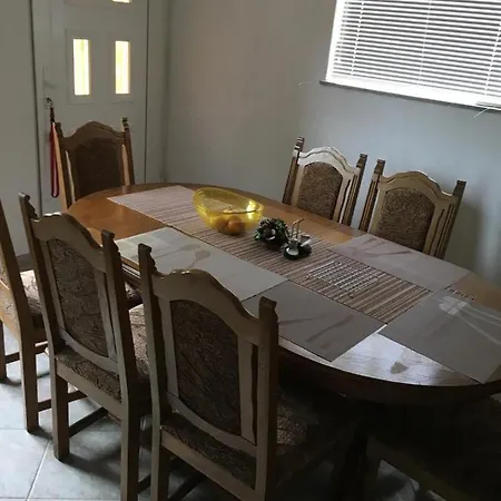 House 4