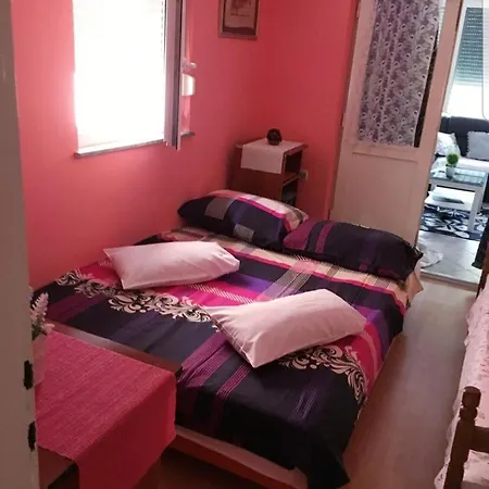 House 4 * Kožino