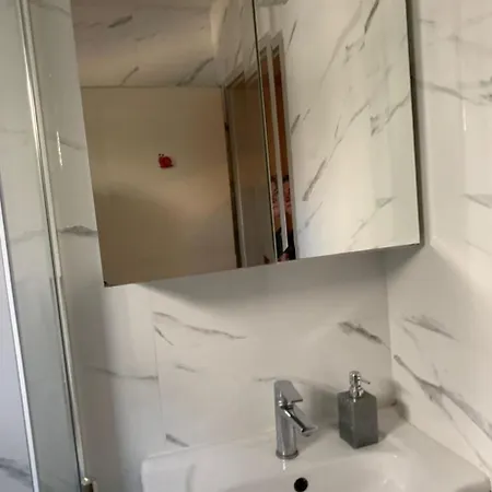 House 4 *